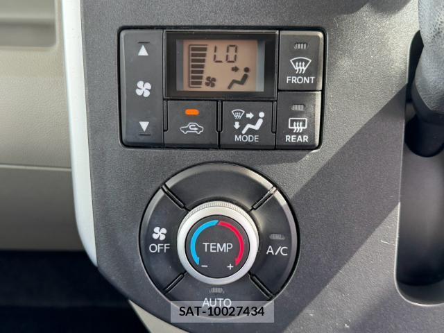 Daihatsu TANTO 2015-07 8378588-19