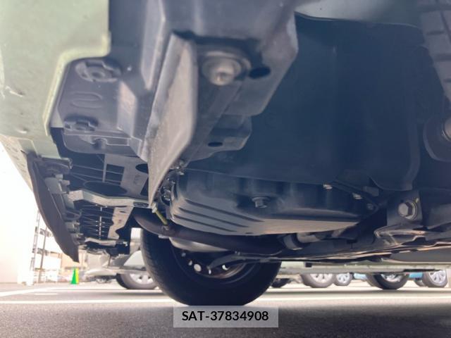Daihatsu TANTO 2021-11 8379017-9