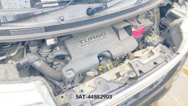 Daihatsu TANTO 2014-01 8379086-4