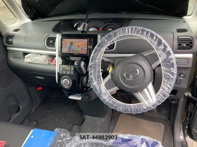 Daihatsu TANTO 2014-01 8379086-6