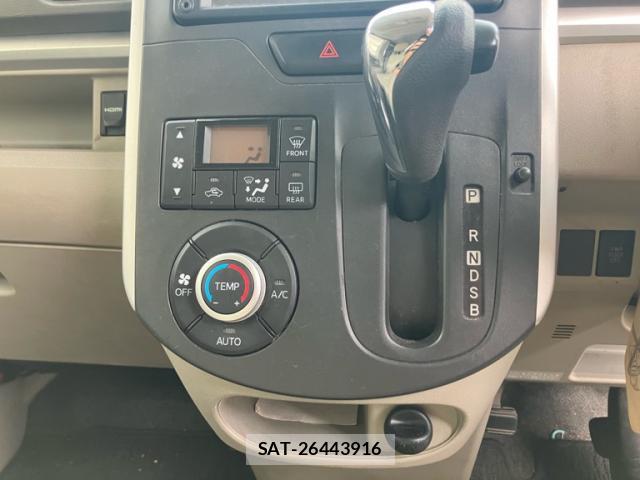 Daihatsu TANTO 2014-03 8379124-17