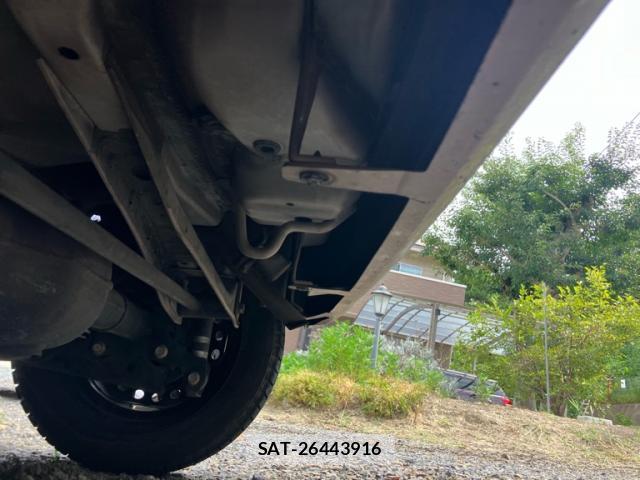 Daihatsu TANTO 2014-03 8379124-8