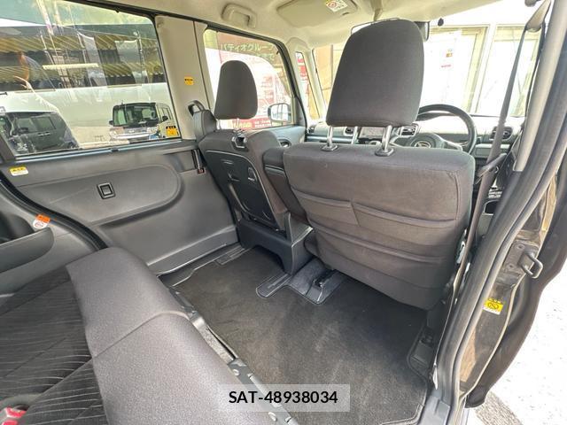 Daihatsu TANTO 2017-07 8379259-13