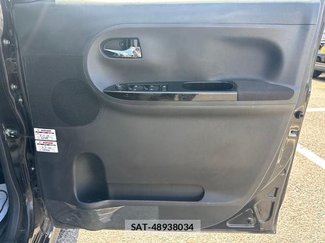 Daihatsu TANTO 2017-07 8379259-16