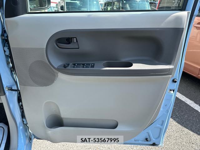 Daihatsu TANTO 2017-04 8379260-13
