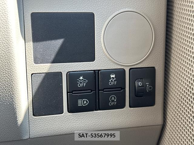 Daihatsu TANTO 2017-04 8379260-4