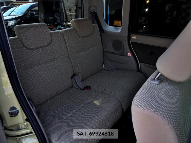 Daihatsu TANTO 2014-05 8379305-3