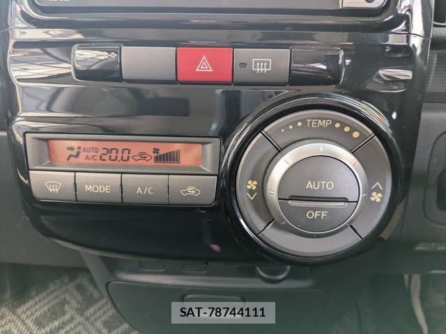 Daihatsu TANTO 2013-08 8379406-19