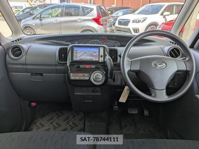 Daihatsu TANTO 2013-08 8379406-2