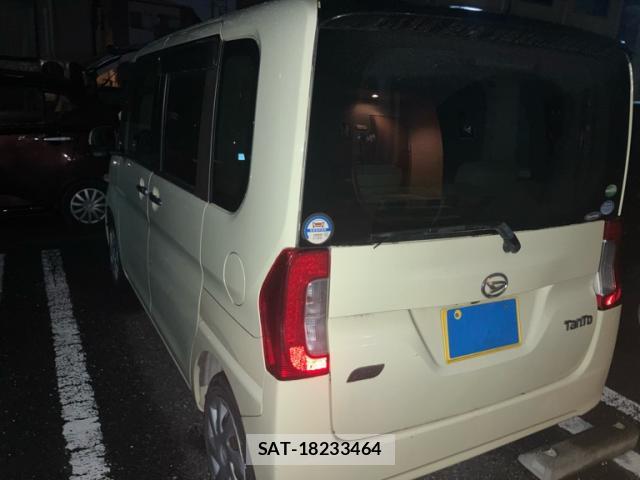 Daihatsu TANTO 2014-06 8379431-1
