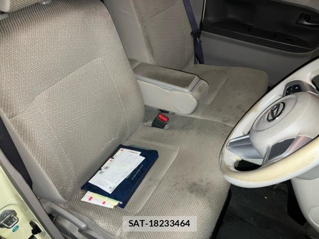 Daihatsu TANTO 2014-06 8379431-16