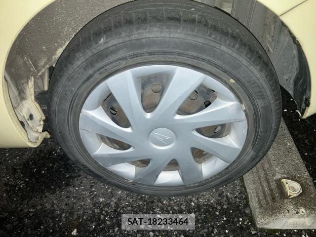 Daihatsu TANTO 2014-06 8379431-6