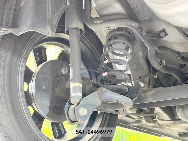 Daihatsu TANTO 2015-06 8379448-19