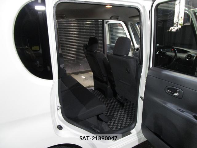 Daihatsu TANTO 2010-10 8379544-13