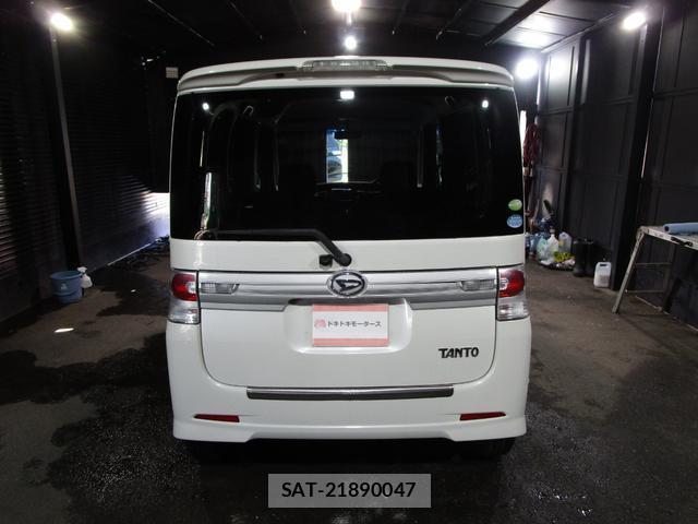 Daihatsu TANTO 2010-10 8379544-5