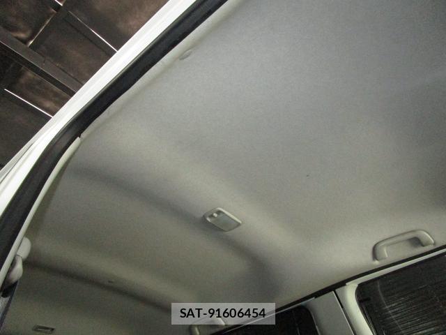 Daihatsu TANTO 2011-06 8379545-17