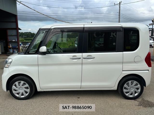 Daihatsu TANTO 2017-08 8379566-13