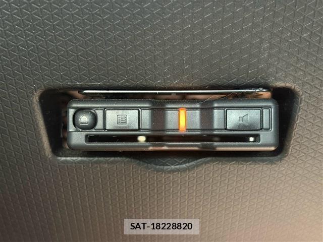Daihatsu TANTO 2021-07 8379906-13