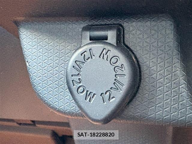 Daihatsu TANTO 2021-07 8379906-16