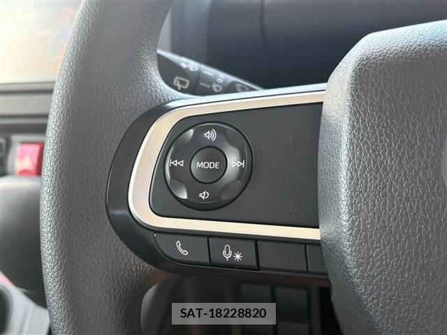 Daihatsu TANTO 2021-07 8379906-7