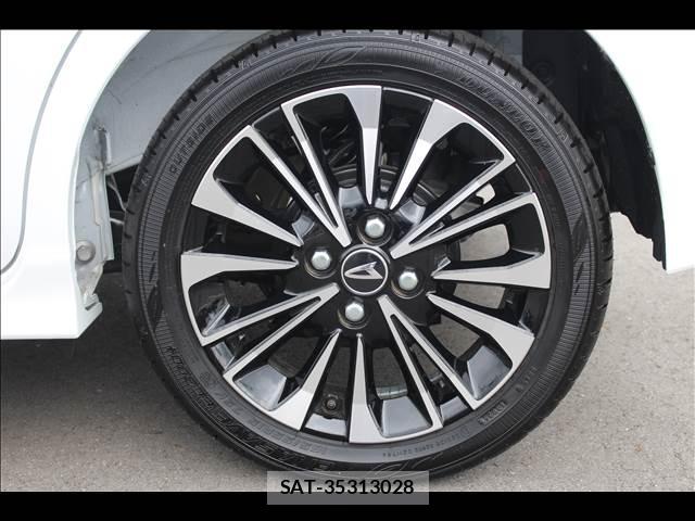 Daihatsu TANTO 2025-09 8379982-19