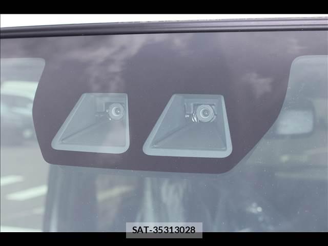 Daihatsu TANTO 2025-09 8379982-5
