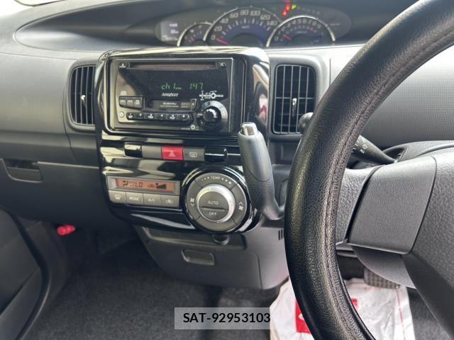 Daihatsu TANTO 2012-11 8379993-10