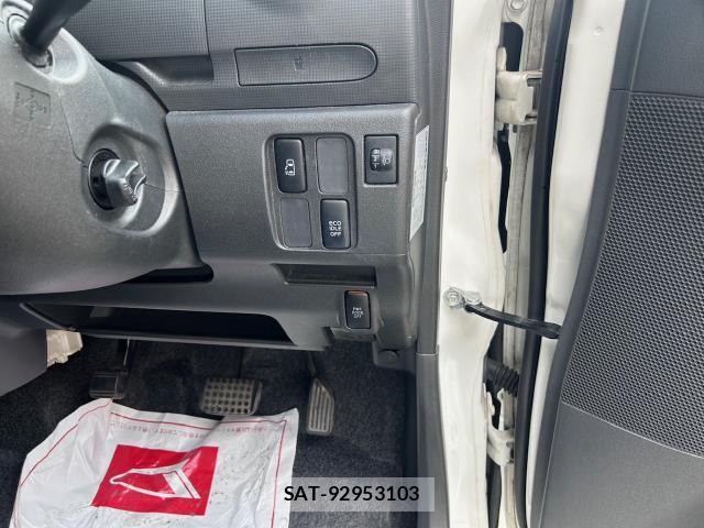 Daihatsu TANTO 2012-11 8379993-11