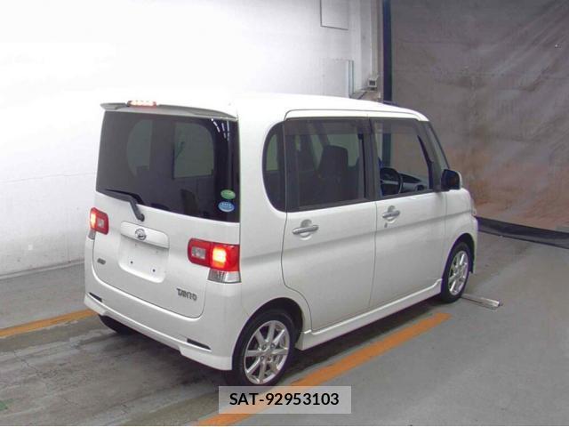 Daihatsu TANTO 2012-11 8379993-4