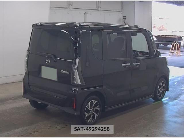 Daihatsu TANTO 2026-02 8379995-1