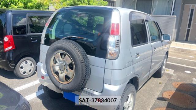 Daihatsu TERIOS KID 2006-11 8378943-13