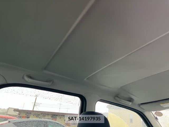 Daihatsu TERIOS KID 2011-10 8380039-7
