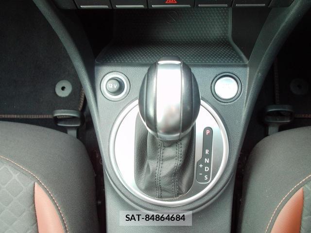 VolksWagen THE BEETLE 2016-09 8378593-9