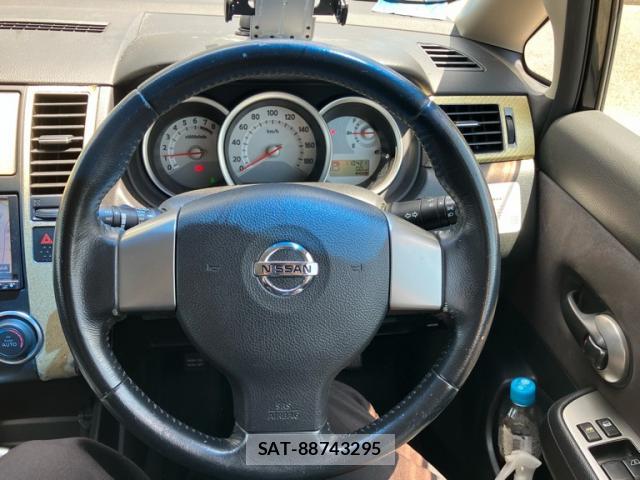 Nissan TIIDA 2008-12 8379024-15