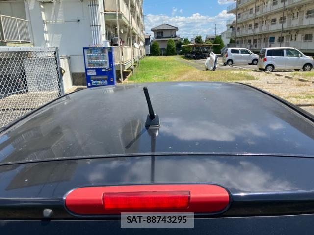 Nissan TIIDA 2008-12 8379024-3