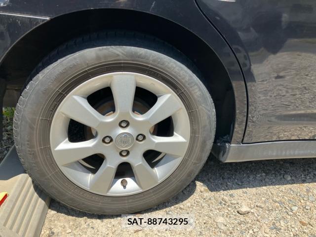 Nissan TIIDA 2008-12 8379024-8