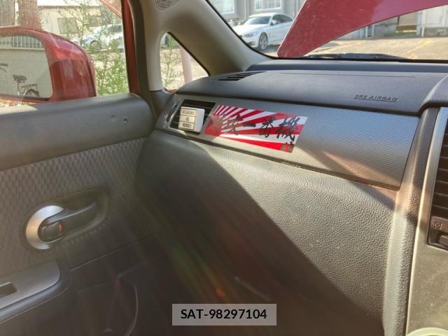 Nissan TIIDA 2008-03 8379028-19