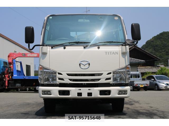 Mazda TITAN 2020-03 8379242-1