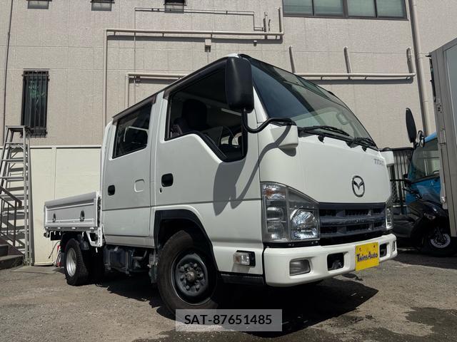 Mazda TITAN 2012-11 8379383-0