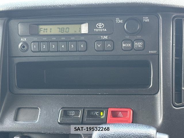 Toyota TOWNACE VAN 2021-07 8378618-2