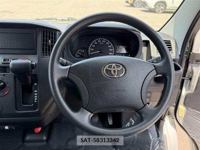 Toyota TOWNACE VAN 2026-06 8379154-18