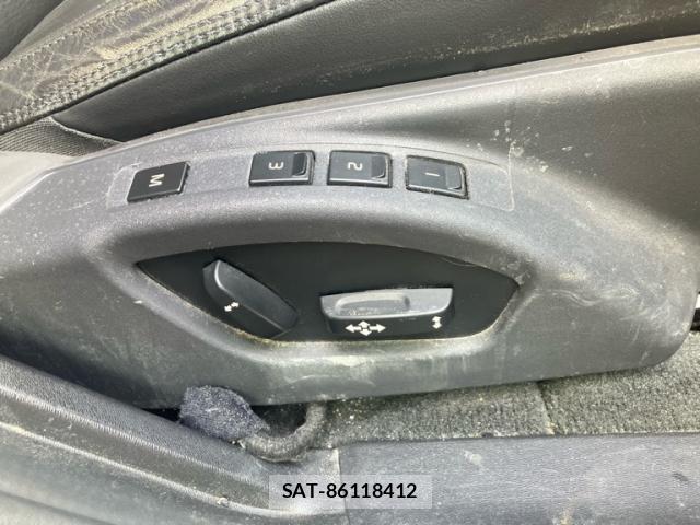 Volvo V60 2011-12 8378885-9
