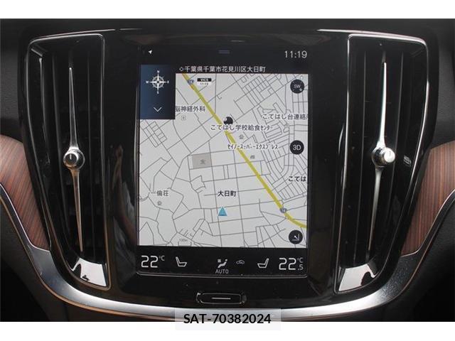 Volvo V60 2021-03 8379735-1