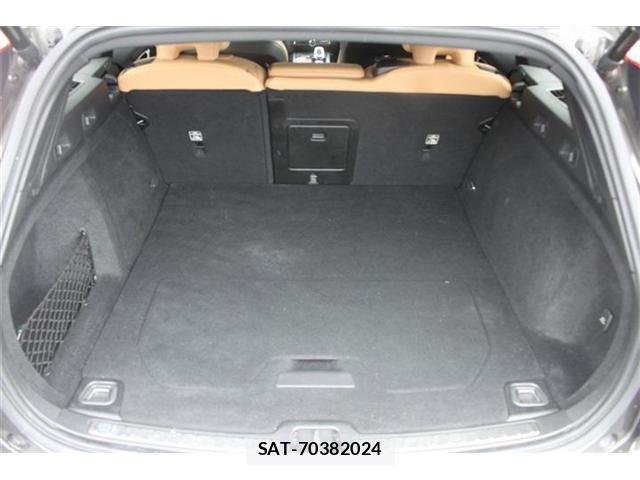 Volvo V60 2021-03 8379735-17