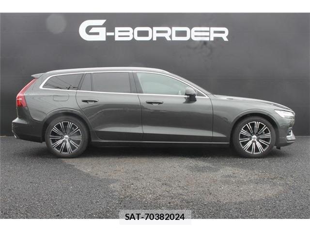 Volvo V60 2021-03 8379735-9
