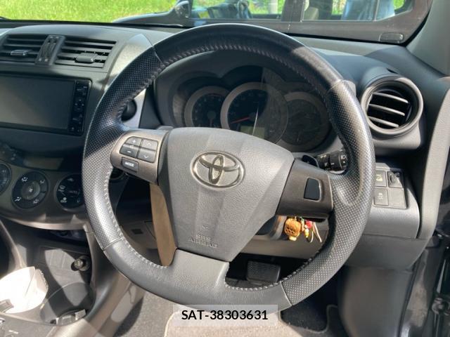 Toyota VANGUARD 2011-09 8378908-10