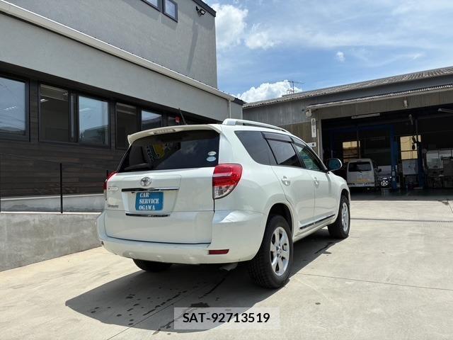 Toyota VANGUARD 2011-06 8379436-6