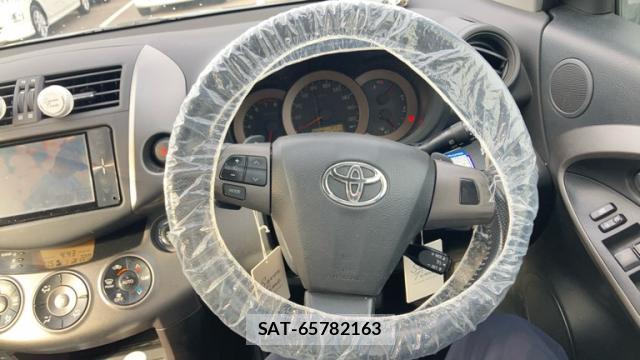 Toyota VANGUARD 2010-10 8379582-10