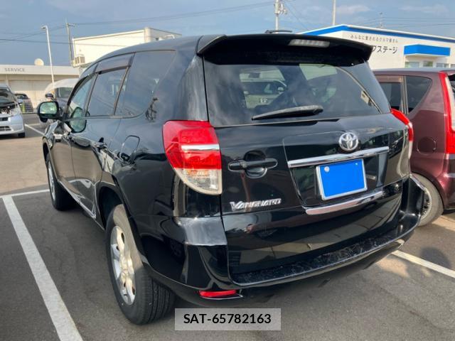 Toyota VANGUARD 2010-10 8379582-12