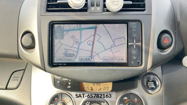 Toyota VANGUARD 2010-10 8379582-17